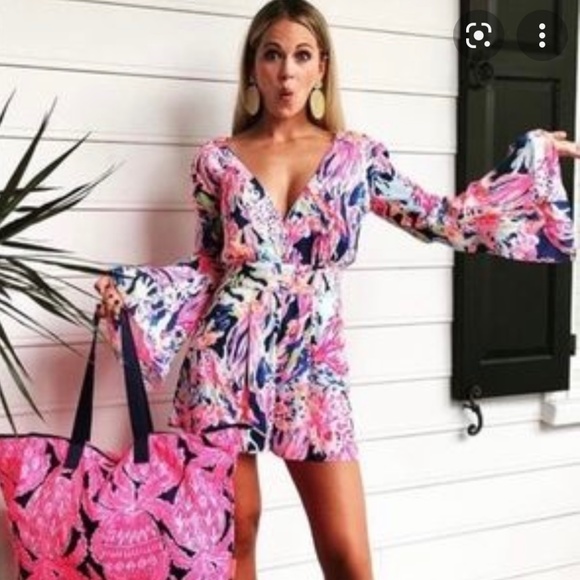 Lilly Pulitzer Dresses & Skirts - DISO Gloria Romper sunken treasure